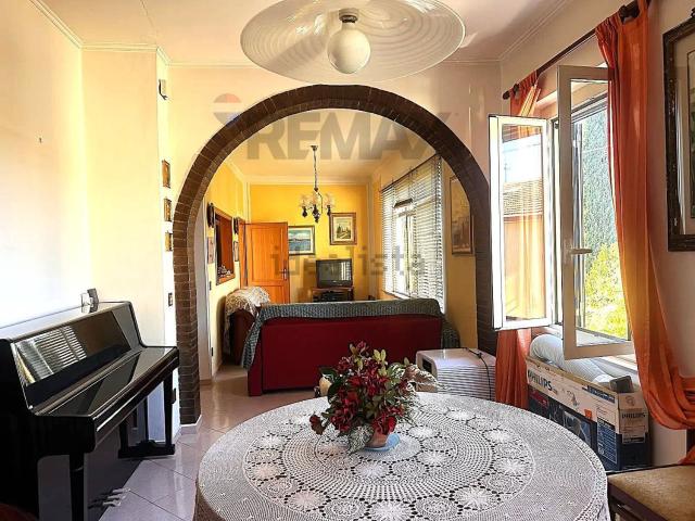Villetta indipendente in vendita di 230 m²