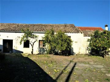 Villetta indipendente in vendita di 230 m² in Via 4 Novembre
