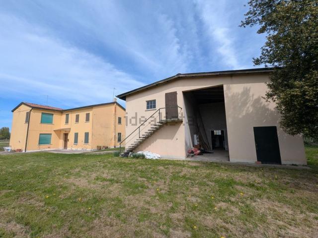 Villetta indipendente in vendita di 230 m² in Via Cavin di Sala