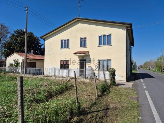 Villetta indipendente in vendita di 230 m² in Via Cavour
