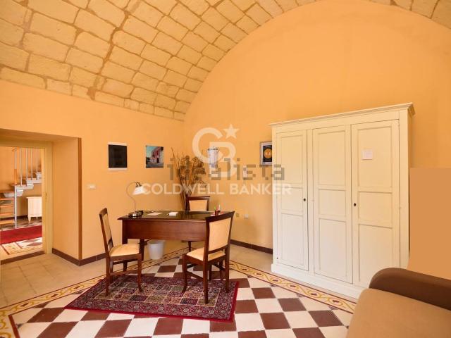 Villetta indipendente in vendita di 230 m² in Via Castello