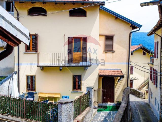 Villetta indipendente in vendita di 230 m² in Via Bonomi, 5