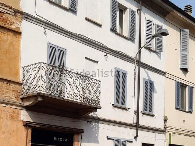 Villetta indipendente in vendita di 230 m² in Via Benedetto Cairoli, 52