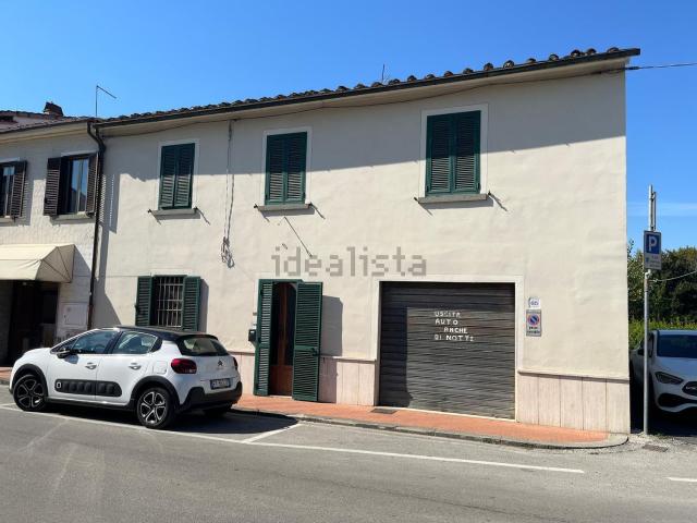 Villetta indipendente in vendita di 230 m² in Via Giuseppe Garibaldi, 345