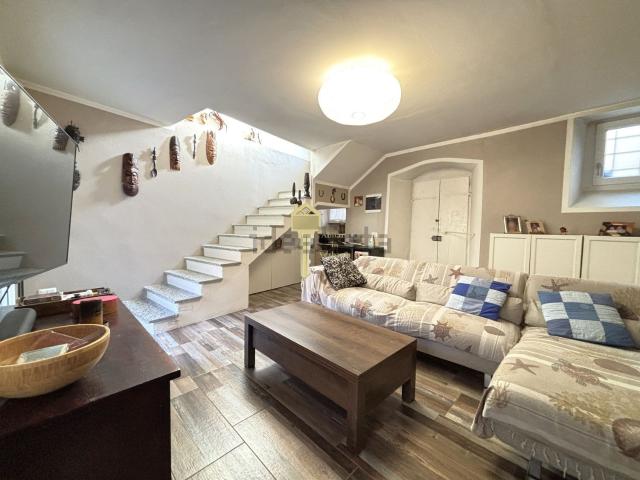 Villetta indipendente in vendita di 230 m² in Via Giuseppe Garibaldi, 74