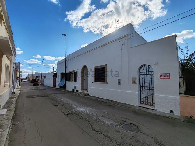 Villetta indipendente in vendita di 230 m² in Via Giuseppe Mazzini, 68
