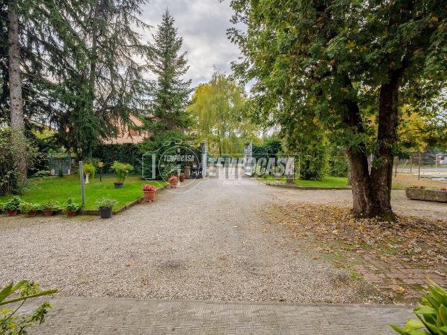 Villetta indipendente in vendita di 274 m² in Via del Conventino, 4