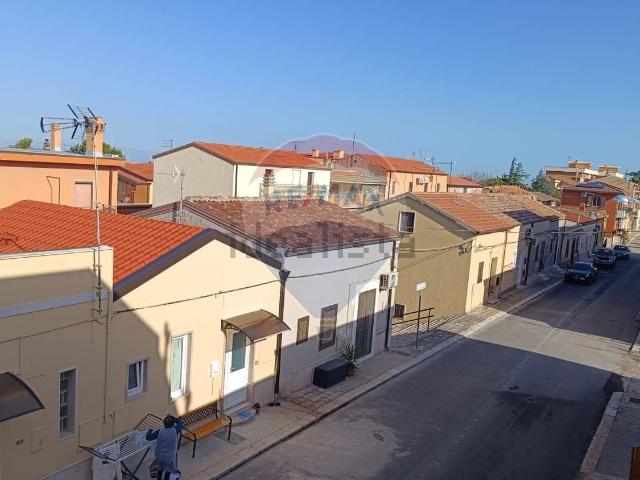 Villetta indipendente in vendita di 230 m² in Via Inverse, 43