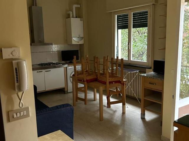 Villetta indipendente in vendita di 230 m² in Via Olindo Guerrini