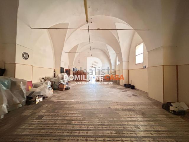 Villetta indipendente in vendita di 230 m² in Via Lequile, 6