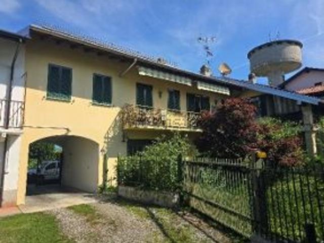 Villetta indipendente in vendita di 230 m² in Via Motto Alto, 6