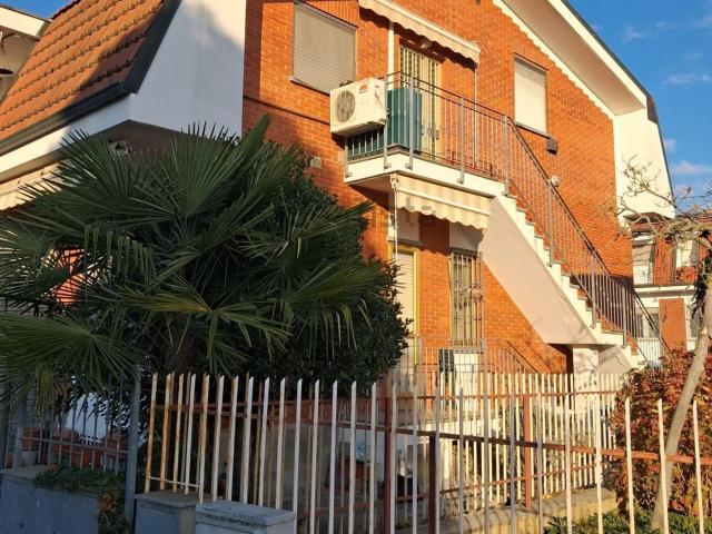 Villetta indipendente in vendita di 230 m² in Via Morardo, 65