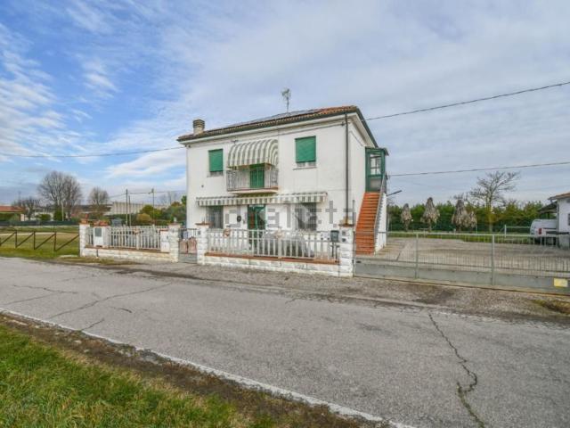 Villetta indipendente in vendita di 230 m² in Via Saldone, 29