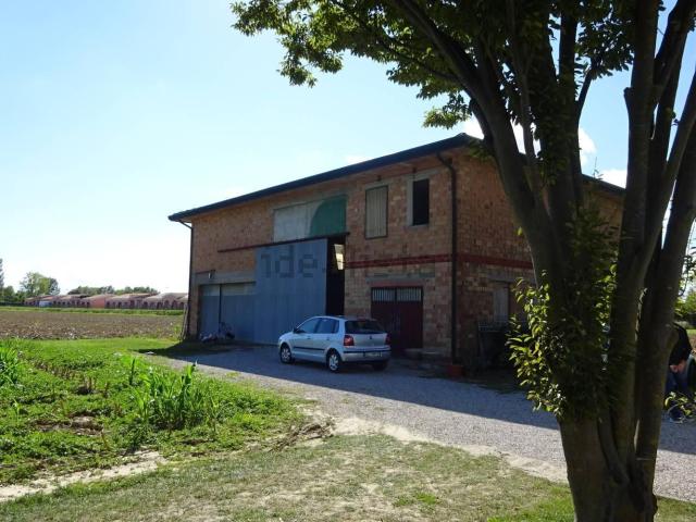 Villetta indipendente in vendita di 230 m² in Via San Silvestro