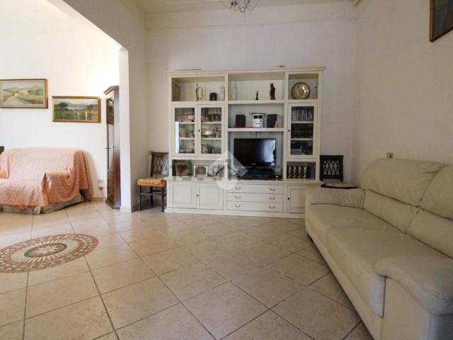 Villetta indipendente in vendita di 230 m² in Via Vincenzo da Filicaia