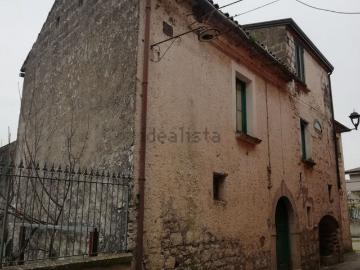 Villetta indipendente in vendita di 230 m² in Via Zeppetelli, 2
