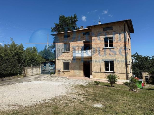 Villetta indipendente in vendita di 230 m² in Contrada San Giuseppe, 9