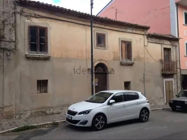 Villetta indipendente in vendita di 230 m² in Corso Giuseppe Garibaldi