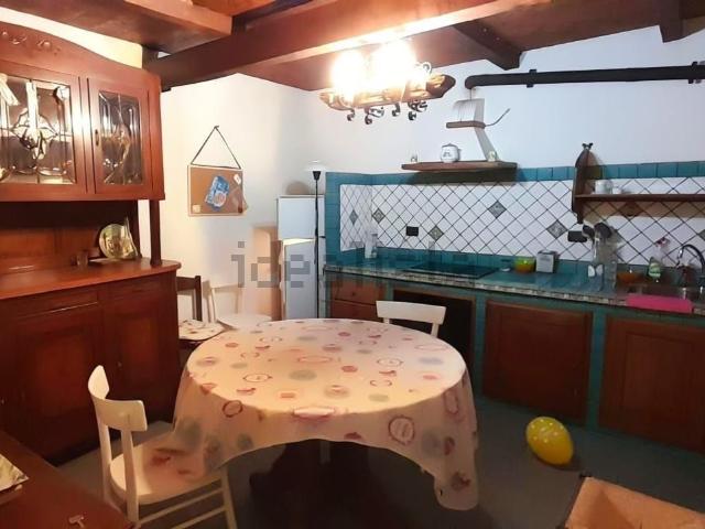 Villetta indipendente in vendita di 288 m² in Strada Provinciale Massese, 77