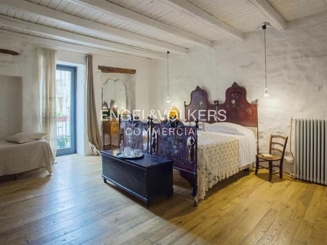Villetta indipendente in vendita di 231 m² in Via Borgognone, 26