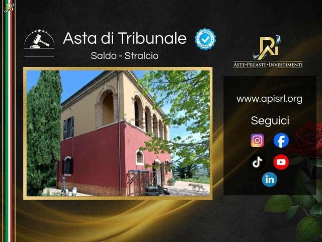Villetta indipendente in vendita di 231 m² in Corso Alcide De Gasperi