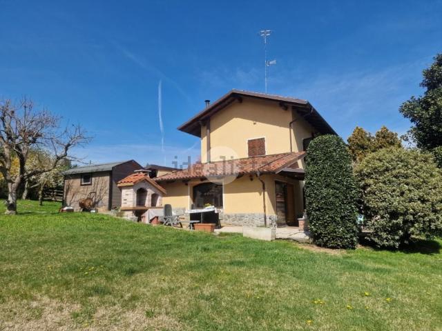 Villetta indipendente in vendita di 231 m² in Strada Fey, 12
