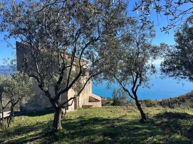 Villetta indipendente in vendita di 232 m² in Via Case Sparse