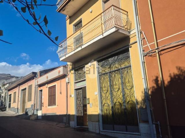 Villetta indipendente in vendita di 232 m² in Via Guglielmo Marconi, 81