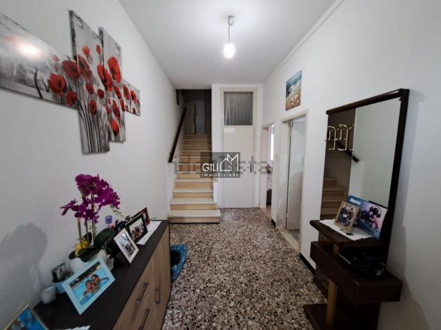 Villetta indipendente in vendita di 232 m² in Via Morciola, 40