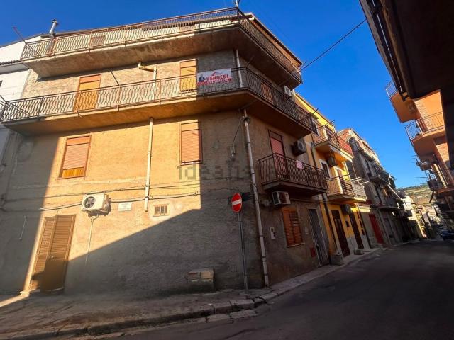 Villetta indipendente in vendita di 232 m² in Via Mariano di Marco, 7