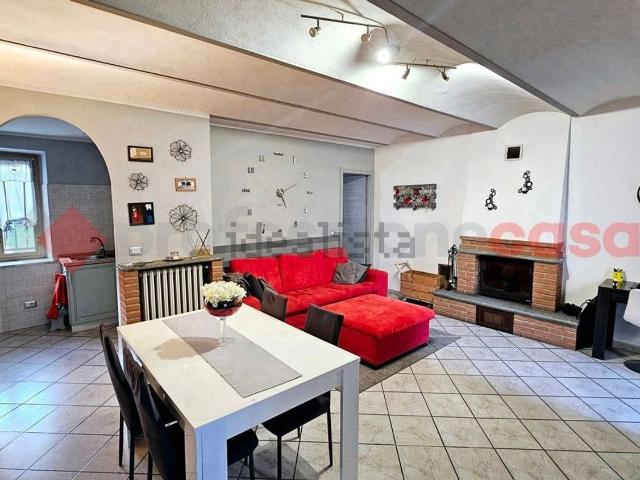 Villetta indipendente in vendita di 232 m² in Via Torino, 25