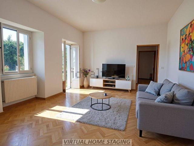 Villetta indipendente in vendita di 233 m² in Via Sambuy, 44