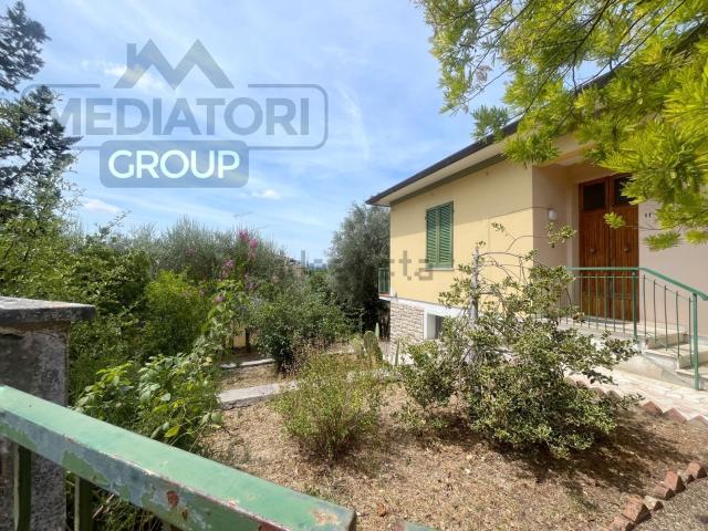 Villetta indipendente in vendita di 234 m² in Via Privata Geri, 11