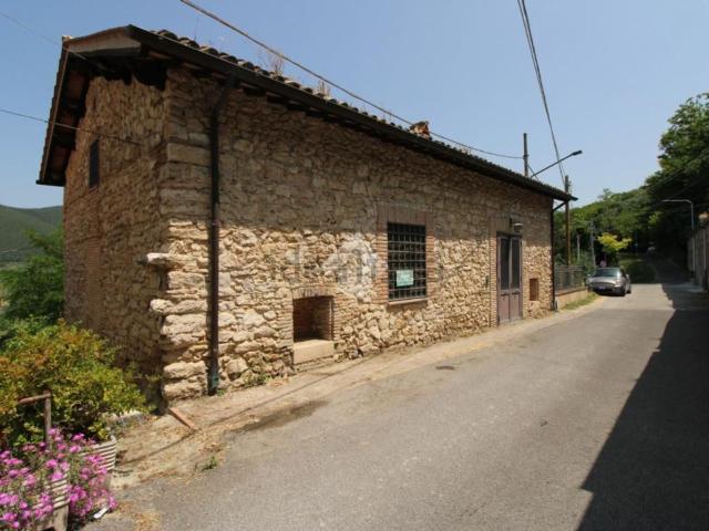 Villetta indipendente in vendita di 235 m² in Via del Rio