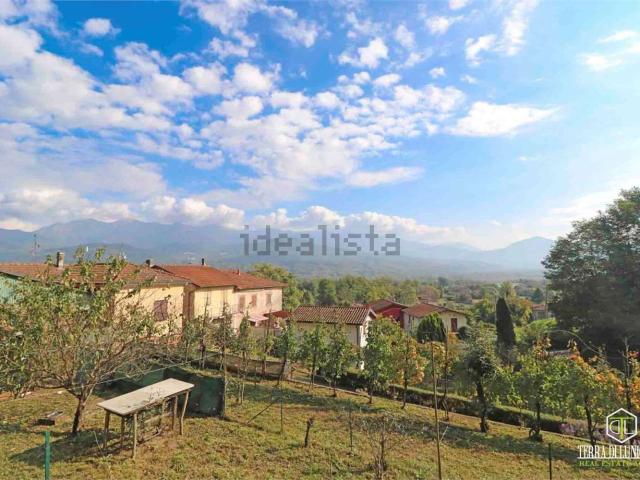 Villetta indipendente in vendita di 235 m² in Via delle Polle