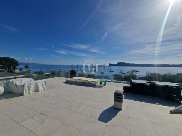 Villetta indipendente in vendita di 235 m² in Via Spizzago, 31