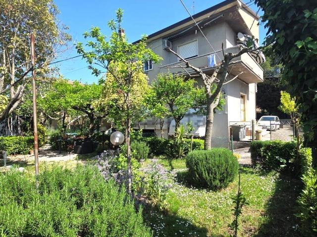 Villetta indipendente in vendita di 235 m² in Viale Roma