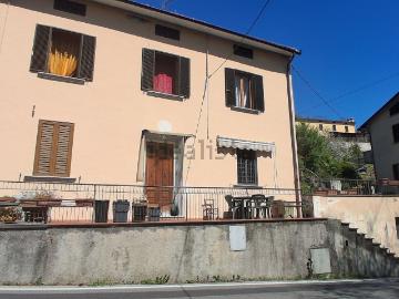 Villetta indipendente in vendita di 235 m² in Piazza della Liberta, 5