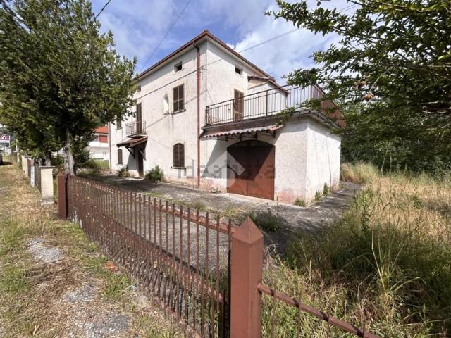 Villetta indipendente in vendita di 236 m² in Via Fallena, 24