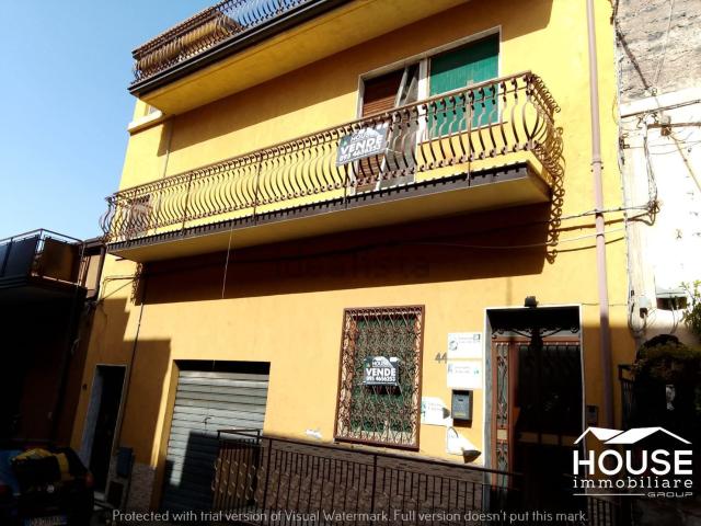 Villetta indipendente in vendita di 236 m² in Via Luigi Pirandello