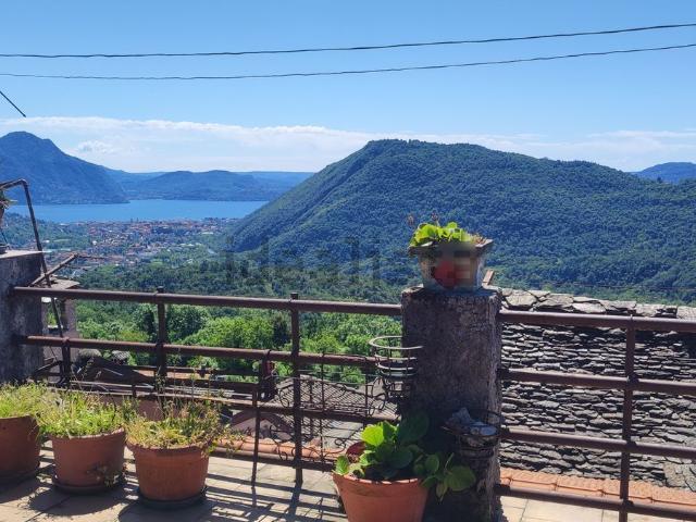 Villetta indipendente in vendita di 236 m² in Via Vittorio Emanuele, 3