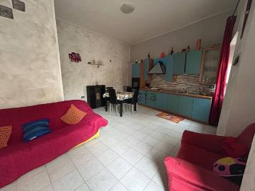 Villetta indipendente in vendita di 237 m² in Via G. Mazzini, 35