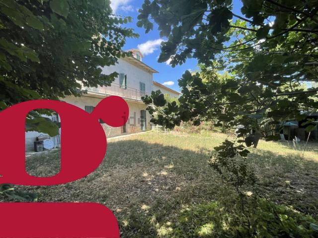 Villetta indipendente in vendita di 237 m² in Via Montoro Vecchio, 46