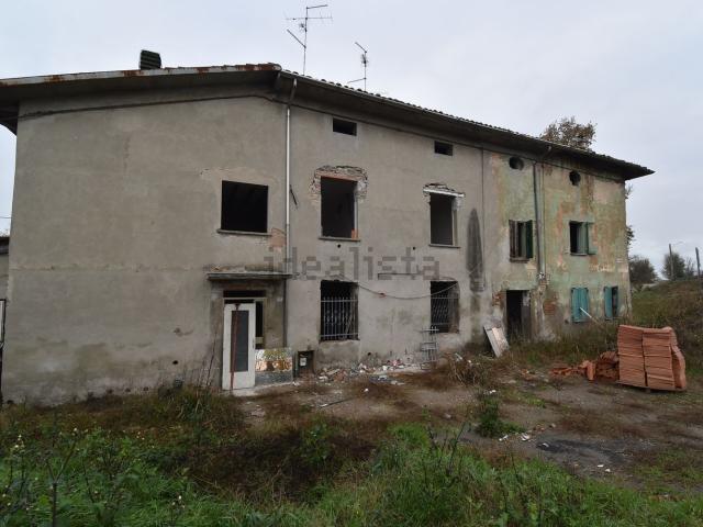 Villetta indipendente in vendita di 237 m² in Via Magnano, 4