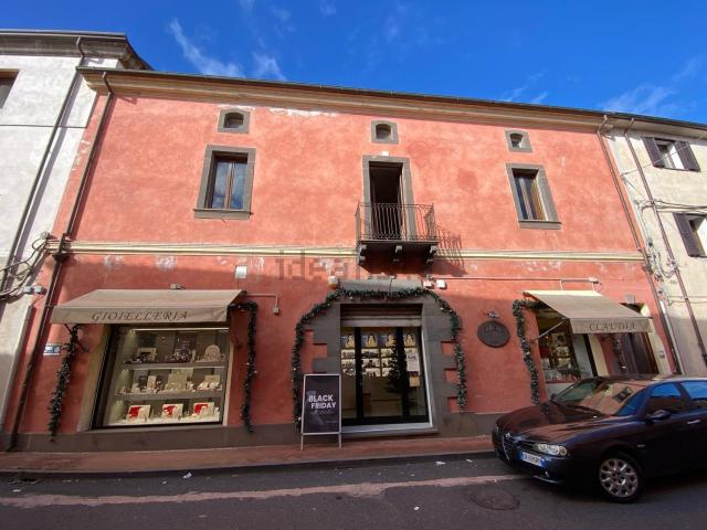 Villetta indipendente in vendita di 237 m² in Corso Umberto, 120