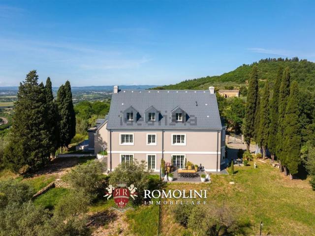 Villetta indipendente in vendita di 238 m²