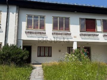 Villetta indipendente in vendita di 238 m² in Via Capoluogo