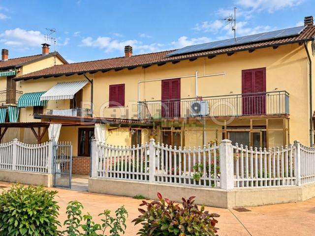 Villetta indipendente in vendita di 238 m² in Via Fingano