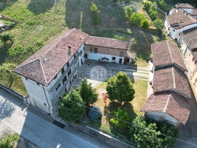 Villetta indipendente in vendita di 238 m² in Via Roma, 87