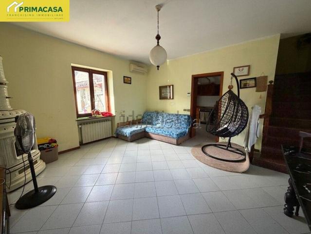 Villetta indipendente in vendita di 238 m² in Piazza Antonio Gramsci